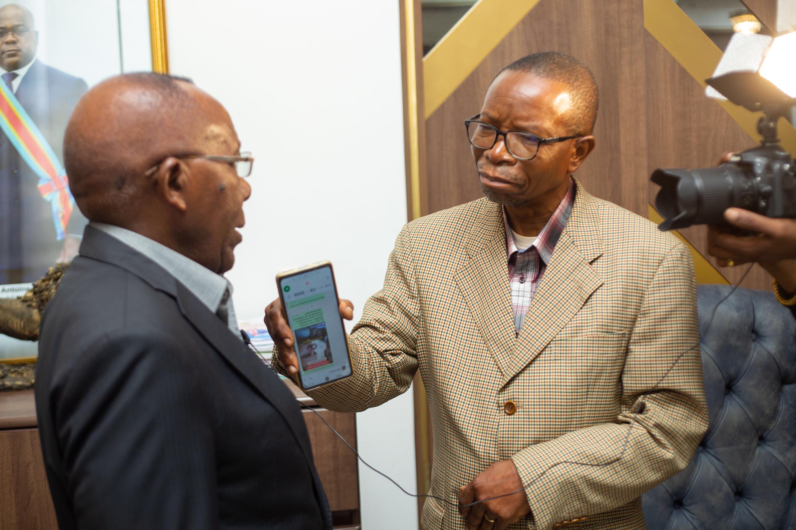 You are currently viewing Kinshasa :Pour les deux prochaines années, la présidence d&rsquo;AfricaRice, instrument de l&rsquo;Union Africaine contre l&rsquo;insécurité alimentaire sera assumée par la RDC. Un succès fort à l&rsquo;actif du Ministre Gilbert Kabanda qui vient de participer à la 33 ème Session ordinaire du Conseil des Ministres de cette organisation tenue à Madagascar du 13 au 15 novembre 2024. Rentré à Kinshasa samedi soir, Gilbert Kabanda Kurhenga nous a accordé cette interview exclusive.