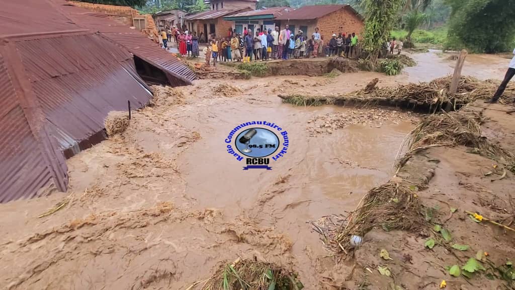 You are currently viewing Sud-Kivu : les pluies diluviennes font 11 morts à Bunyakiri dans le territoire de Kalehe