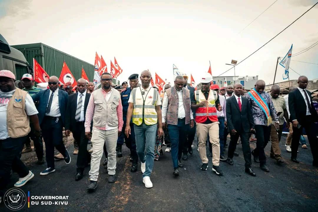 You are currently viewing Uvira : Imprégnation de 10 km de route sur la RN5 axe Kavimvira-Kalundu