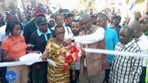 Lire la suite à propos de l’article Uvira : en mission à Baraka, le Vice-Gouverneur du sud Kivu, Jean-Jacques Elakano concrétise ses promesses