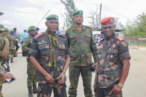 Lire la suite à propos de l’article Uvira : Les FARDC en deuil suite au brusque décès ce vendredi du Général de Brigade Daniel Mwaku Mbuluku