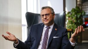 Lire la suite à propos de l’article Doha: La signature d’un mécanisme d’échange de prisonniers avec le M23-AFC confie au CICR la mission de libérer les détenus.