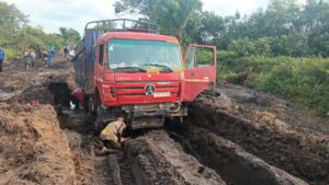 Lire la suite à propos de l’article Kalemie :Route Nyunzu-Kongolo : une voie agricole devenue un calvaire pour les usagers