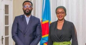 Lire la suite à propos de l’article Kinshasa : le ministère dément tout financement du concert de Fally Ipupa au Stade de France