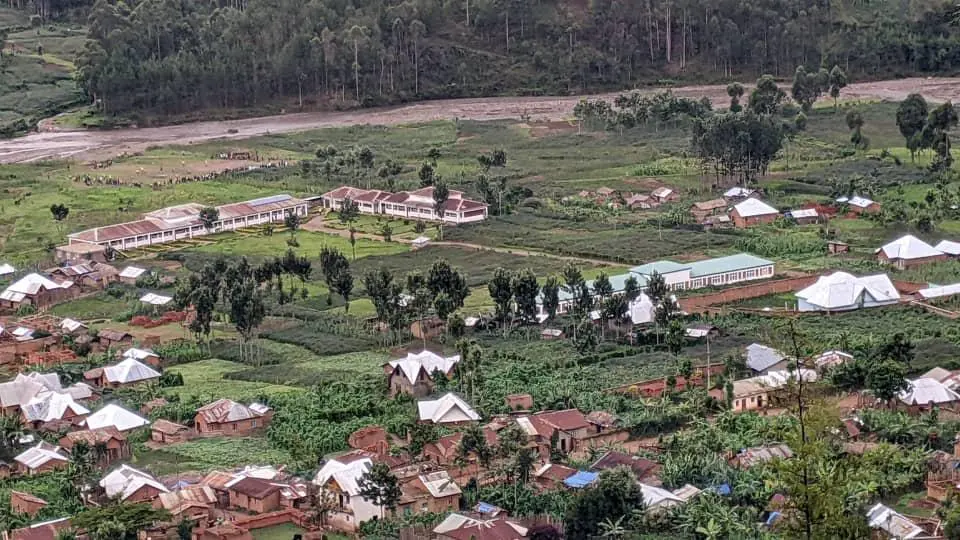 Lire la suite à propos de l’article Kaziba: Une forte détonation a semé la panique parmi la population ce mardi à Kaziba, au Sud Kivu