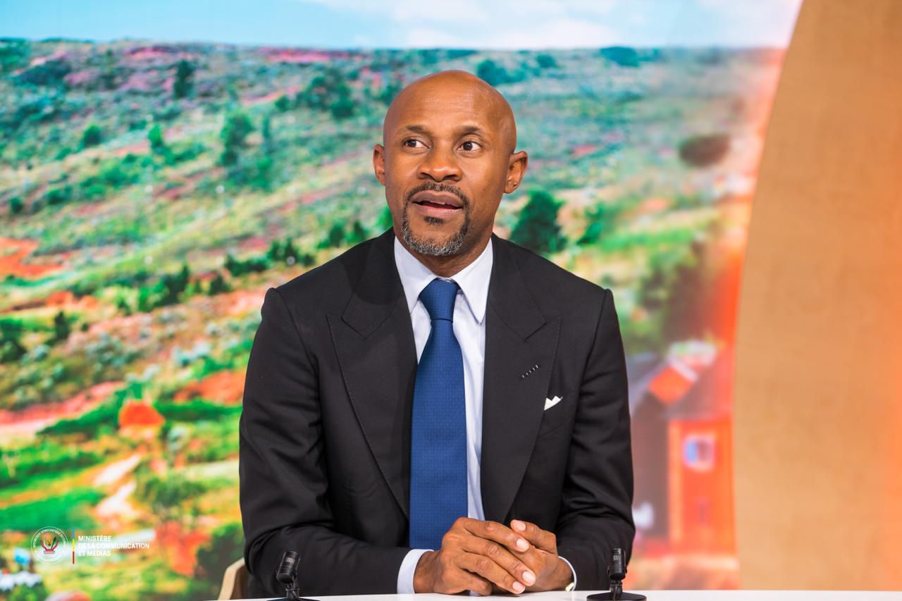 You are currently viewing Kinshasa :Patrick Muyaya affirme que le Président Félix Tshisekedi a donné son accord sur la tenue du dialogue politique dans la capitale.