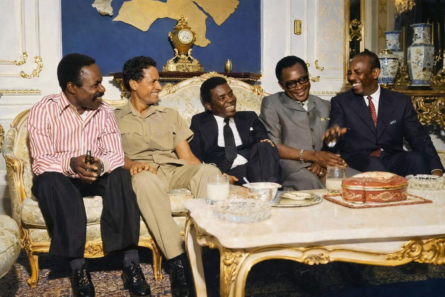 You are currently viewing Omar Bongo, Kadhafi, Marien Ngouabi, Mobutu Sese Seko et Siad Barré en Septembre 1973. Des figures emblématiques, des hommes de pouvoir disparus, souvenirs et leçons d’histoire.
