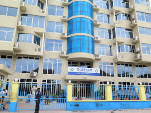 Lire la suite à propos de l’article Kinshasa : Le Directeur général de l’OGEFREM William Kazumba Mayombo, suspendu pour manquements graves