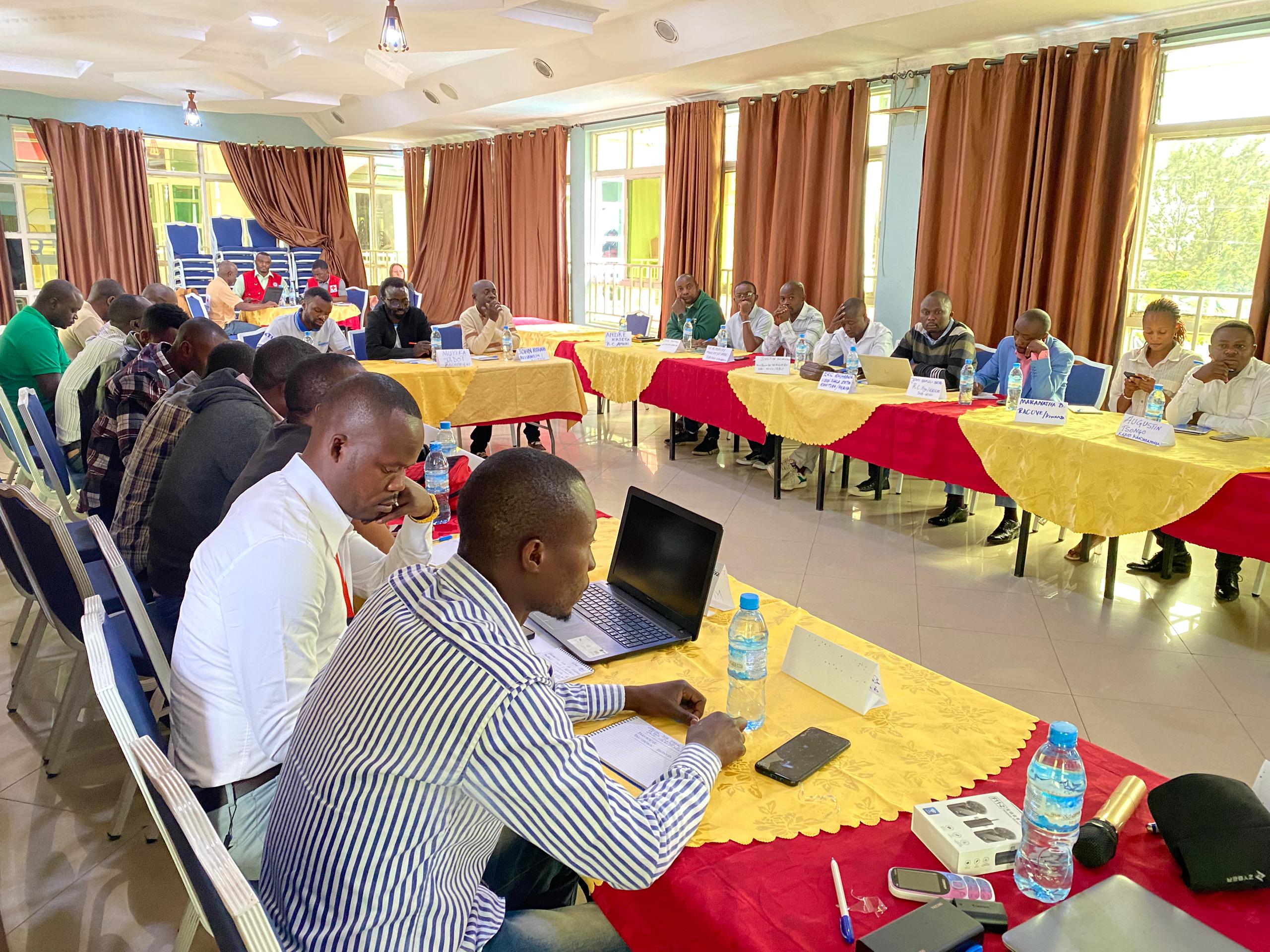 You are currently viewing Goma : Le CICR forme les journalistes du Nord et du Sud-Kivu au droit international humanitaire applicable dans les zones de conflits armés.