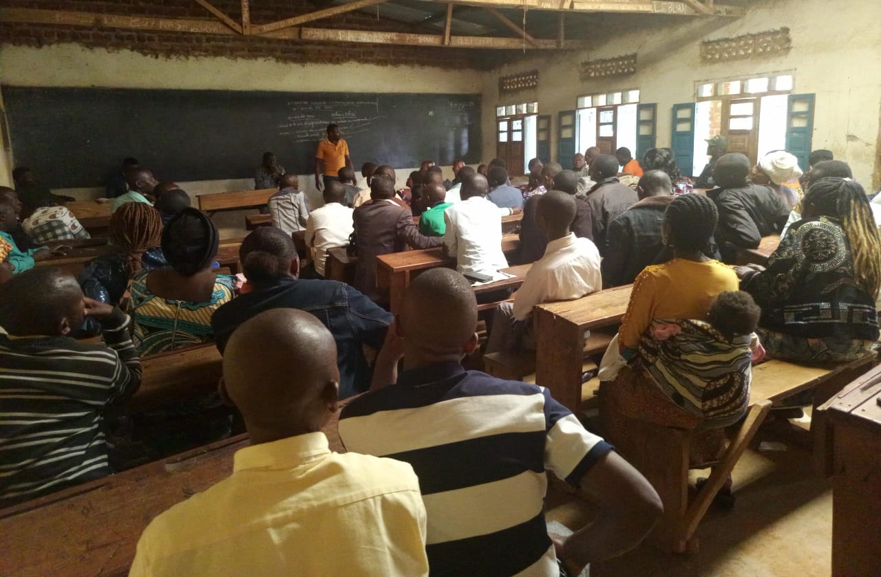 You are currently viewing Butembo : six maisons calcinées à Matanda, la société civile dénonce la répétition des incendies et exige des enquêtes