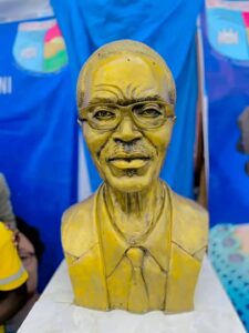 Lire la suite à propos de l’article Tshopo : l’IBTP-Kisangani inaugure le buste de son fondateur Célestin Luka Bohme