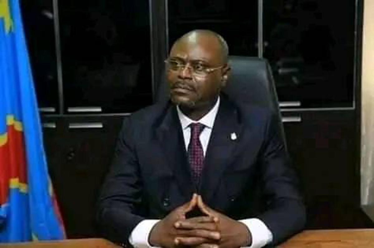 You are currently viewing Sud Kivu : le vice-Premier Ministre de la défense, Guy Kabongo Muadiamvita, séjourne depuis hier à Uvira pour une mission d’évaluation et de suivi opérationnel.