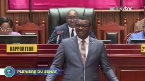 Kinshasa : Interpellé par les sénateurs, Jean-Pierre Lihau promet de mettre fin aux « agents fictifs » et d&rsquo;instaurer de salaires équitables