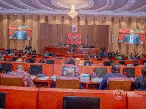 Lire la suite à propos de l’article Kinshasa : le Sénat adopte en deuxième lecture la loi référendaire avec une modification sur la composition de l&rsquo;assemblée constituante